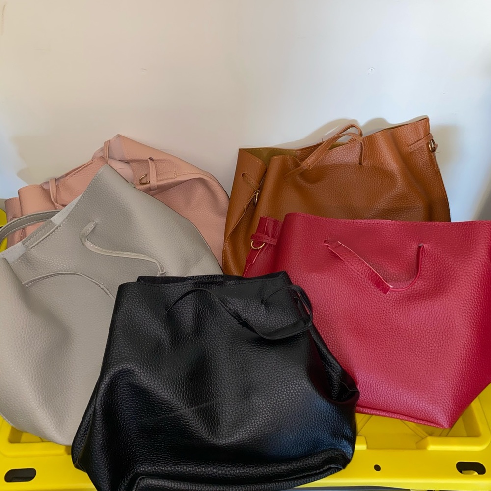 Purse lot - Each purse has 5 pieces